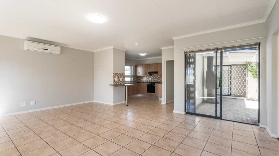 To Let 3 Bedroom Property for Rent in Rouxpark Western Cape